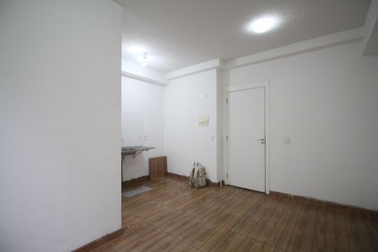 Sala de apartamento para alugar com 2 quartos, 45m² em Parque Reboucas, São Paulo