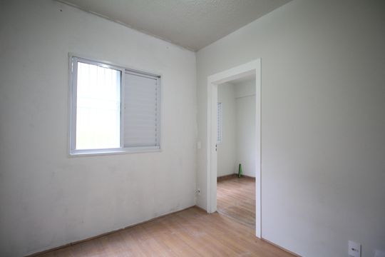 Quarto  de apartamento para alugar com 2 quartos, 45m² em Parque Reboucas, São Paulo