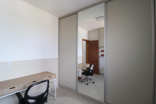 Quarto 2 de apartamento para alugar com 2 quartos, 58m² em Tubalina, Uberlândia