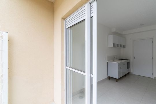 Sacada de apartamento para alugar com 1 quarto, 50m² em Jardim Itacolomi, São Paulo