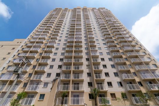 Fachada de apartamento para alugar com 1 quarto, 50m² em Jardim Itacolomi, São Paulo