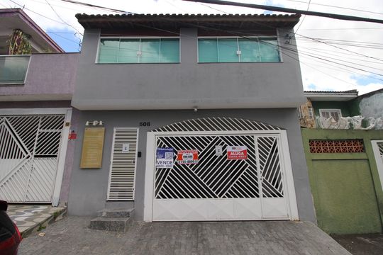 Fachada de casa para alugar com 3 quartos, 150m² em Itaquera, São Paulo