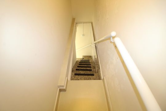 Escada de casa para alugar com 3 quartos, 150m² em Itaquera, São Paulo