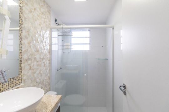 Banheiro Social de apartamento para alugar com 2 quartos, 51m² em Bairro Alto, Curitiba