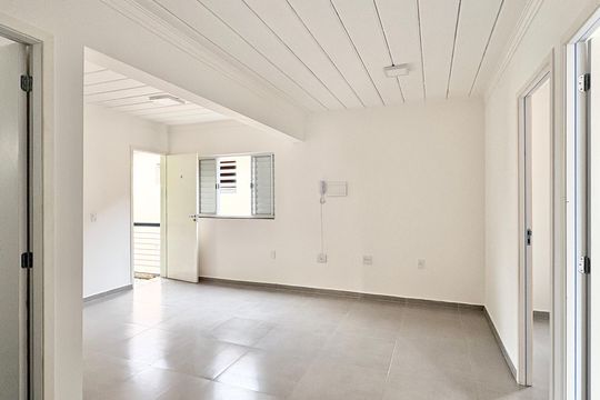 Cozinha de casa de condomínio para alugar com 2 quartos, 41m² em Vila Guedes, São Paulo