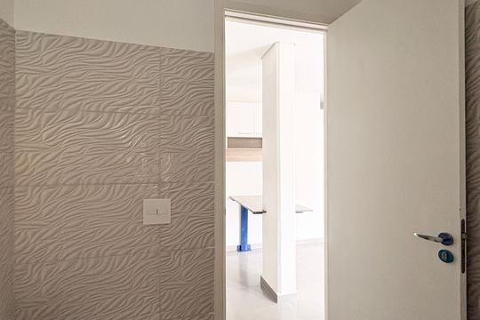 Banheiro e Área de serviço  de apartamento para alugar com 1 quarto, 34m² em Vila Guedes, São Paulo