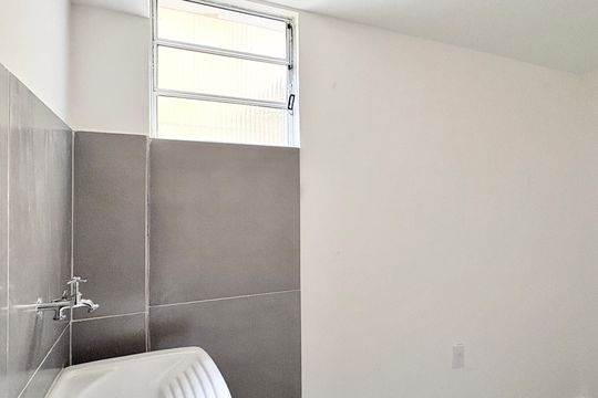 Área de Serviço de casa de condomínio para alugar com 2 quartos, 48m² em Vila Guedes, São Paulo