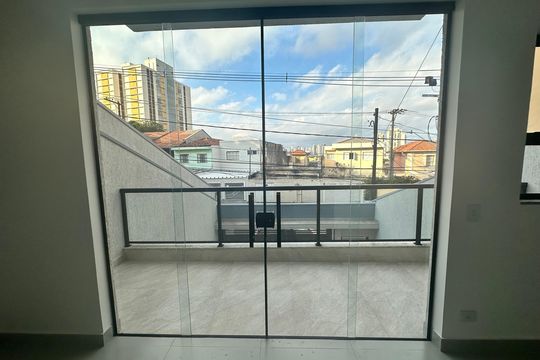 Varanda de casa à venda com 3 quartos, 204m² em Vila Monumento, São Paulo