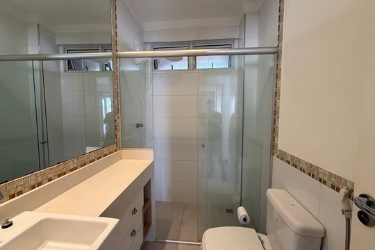 Banheiro de apartamento à venda com 1 quarto, 53m² em Santa Cecilia, São Paulo