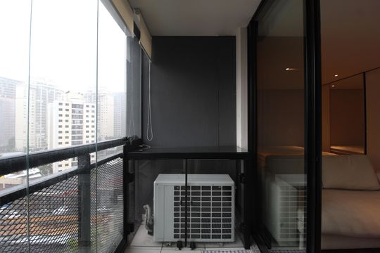 Varanda de apartamento para alugar com 1 quarto, 32m² em Itaim Bibi, São Paulo