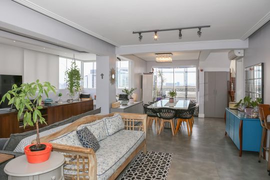 Apartamento à venda com 3 quartos, 216m² em Vila Romana, São Paulo