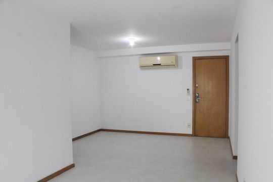 Sala de apartamento para alugar com 4 quartos, 104m² em Freguesia (jacarepaguá), Rio de Janeiro