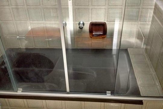 banho de apartamento à venda com 2 quartos, 80m² em Savassi, Belo Horizonte
