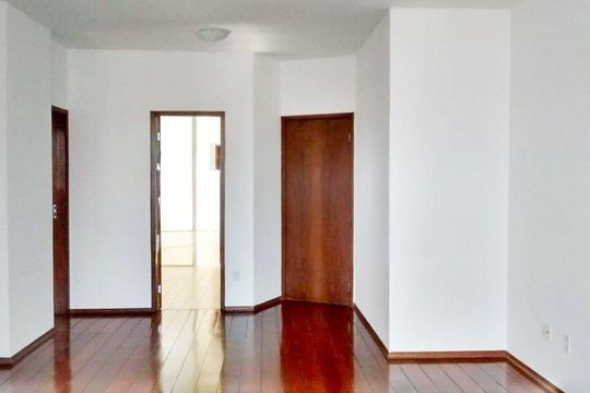 Apartamento à venda com 2 quartos, 80m² em Savassi, Belo Horizonte