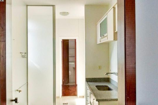 Cozinha de apartamento à venda com 2 quartos, 80m² em Savassi, Belo Horizonte