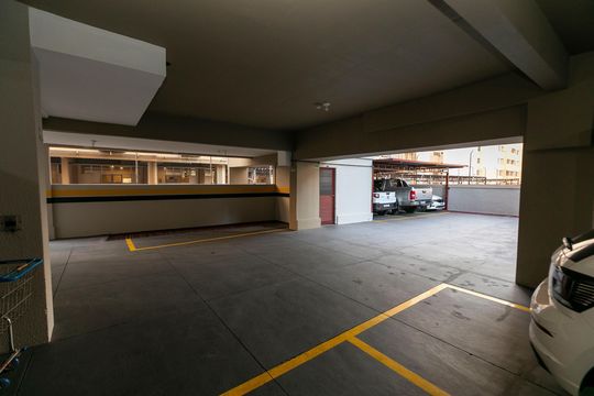 GARAGEM de apartamento para alugar com 3 quartos, 97m² em Centro, Campinas