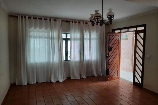 Casa à venda com 2 quartos, 140m² em Vila Penteado, São Paulo
