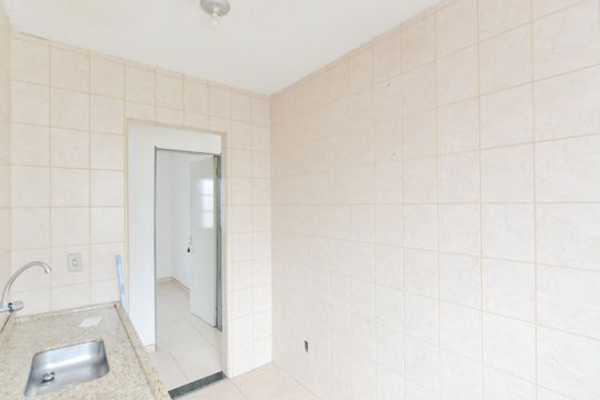 Cozinha de apartamento à venda com 2 quartos, 45m² em Vila Bremen, Guarulhos