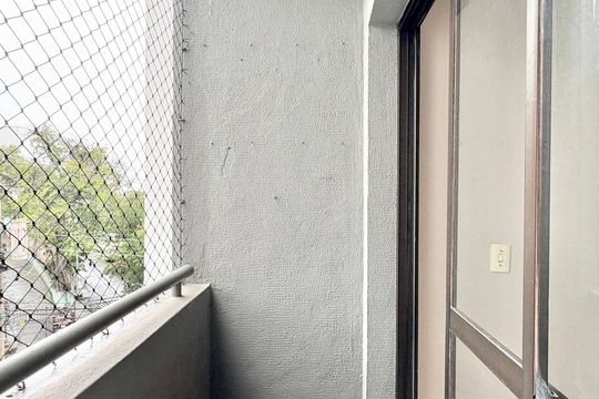 Varanda da Sala de apartamento para alugar com 2 quartos, 50m² em Vila Mangalot, São Paulo