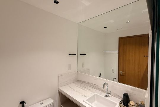 Banheiro  de apartamento para alugar com 1 quarto, 54m² em Setor Bueno, Goiânia