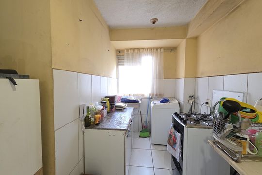 Cozinha de apartamento à venda com 2 quartos, 48m² em Jardim Alzira Franco, Santo André