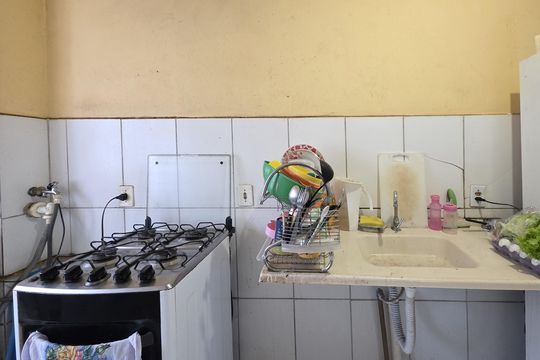 Cozinha de apartamento à venda com 2 quartos, 48m² em Jardim Alzira Franco, Santo André