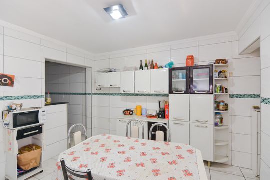 Cozinha de casa à venda com 2 quartos, 200m² em Jardim Monte Alegre, Guarulhos