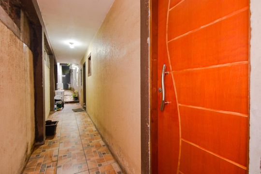 Entrada Social  de casa à venda com 2 quartos, 200m² em Jardim Monte Alegre, Guarulhos