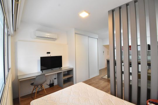Studio de kitnet/studio para alugar com 1 quarto, 32m² em Centro, Curitiba