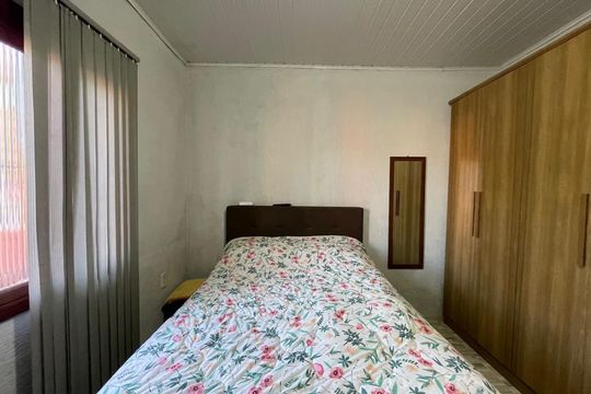 Casa à venda com 3 quartos, 200m² em Santos Dumont, São Leopoldo
