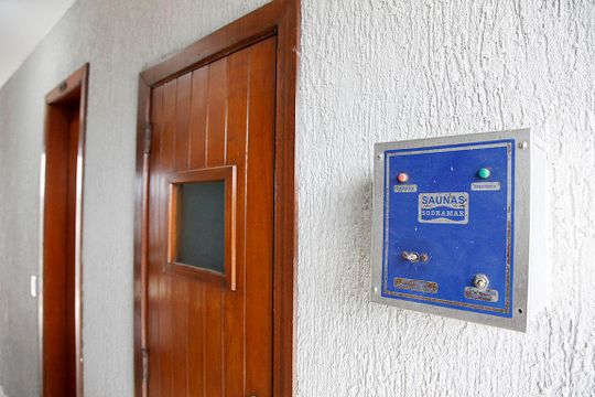 Área Comum - Sauna de apartamento para alugar com 2 quartos, 60m² em Menino Deus, Porto Alegre