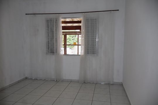 Casa à venda com 2 quartos, 100m² em Jardim Nove de Julho, São Paulo
