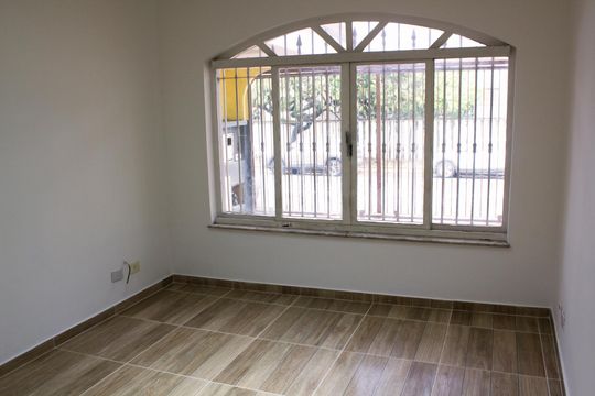 Casa para alugar com 3 quartos, 143m² em Jardim Bonfiglioli, São Paulo