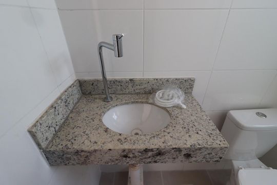Banheiro do Quarto 2 de apartamento para alugar com 2 quartos, 52m² em Recreio das Acacias, Ribeirão Preto