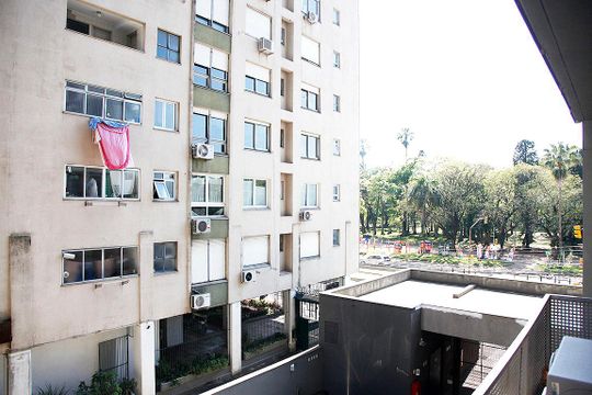 Studio - Sala / Quarto Vista de kitnet/studio para alugar com 1 quarto, 28m² em Farroupilha, Porto Alegre