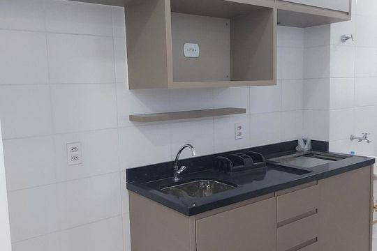 Cozinha de apartamento à venda com 2 quartos, 51m² em Centro, Barueri