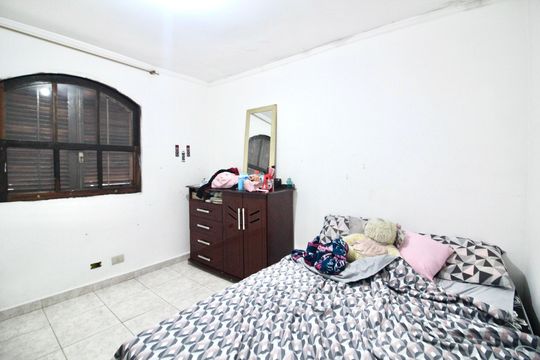 Quarto 1 de casa à venda com 2 quartos, 60m² em Vila Araguaia, São Paulo