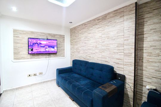 Casa à venda com 2 quartos, 60m² em Vila Araguaia, São Paulo