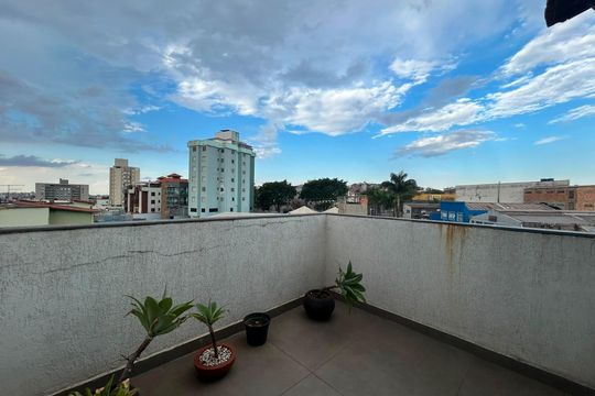 Área externa de apartamento à venda com 3 quartos, 126m² em Jardim Riacho das Pedras, Contagem