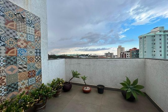 Área externa de apartamento à venda com 3 quartos, 126m² em Jardim Riacho das Pedras, Contagem