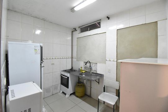 Kitnet de casa para alugar com 1 quarto, 45m² em Águas Belas, São José dos Pinhais