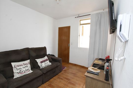 Sala de apartamento à venda com 2 quartos, 44m² em Madre Gertrudes, Belo Horizonte