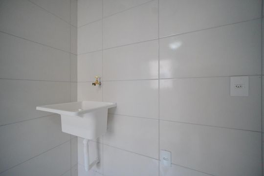 Área de Serviço  de apartamento para alugar com 1 quarto, 30m² em São João do Rio Vermelho, Florianópolis
