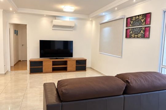 Apartamento à venda com 3 quartos, 136m² em Jardim Arpoador, São Paulo
