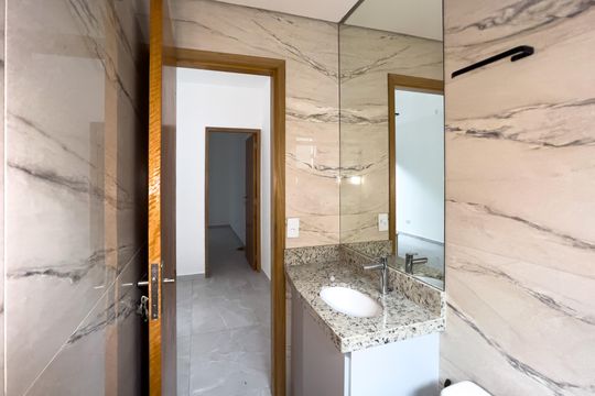 Banheiro de apartamento para alugar com 1 quarto, 32m² em Bosque da Saúde, São Paulo