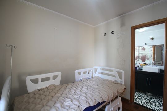 Suíte  de apartamento à venda com 2 quartos, 99m² em Vila Progredior, São Paulo
