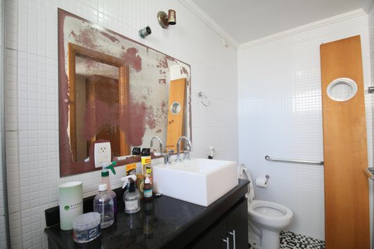 Banheiro Suíte  de apartamento à venda com 2 quartos, 99m² em Vila Progredior, São Paulo