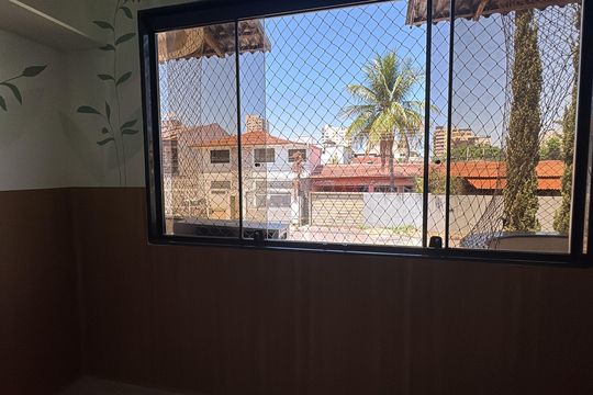 Casa para alugar com 4 quartos, 280m² em Jardim América, Goiânia