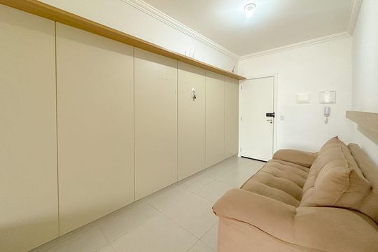 Sala de TV de apartamento para alugar com 2 quartos, 60m² em Ingleses do Rio Vermelho, Florianópolis