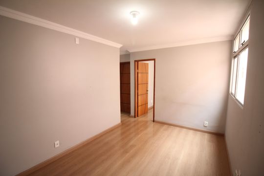 Apartamento para alugar com 2 quartos, 45m² em Jardim Riacho das Pedras, Contagem